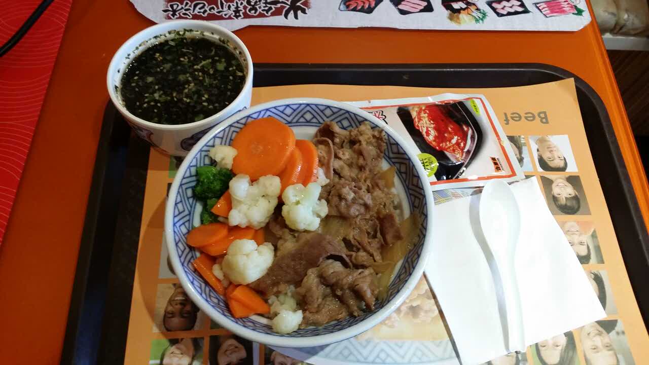 2021吉野家(民勇嘉泰店)美食餐厅,孩子很喜欢吃蔬菜饭