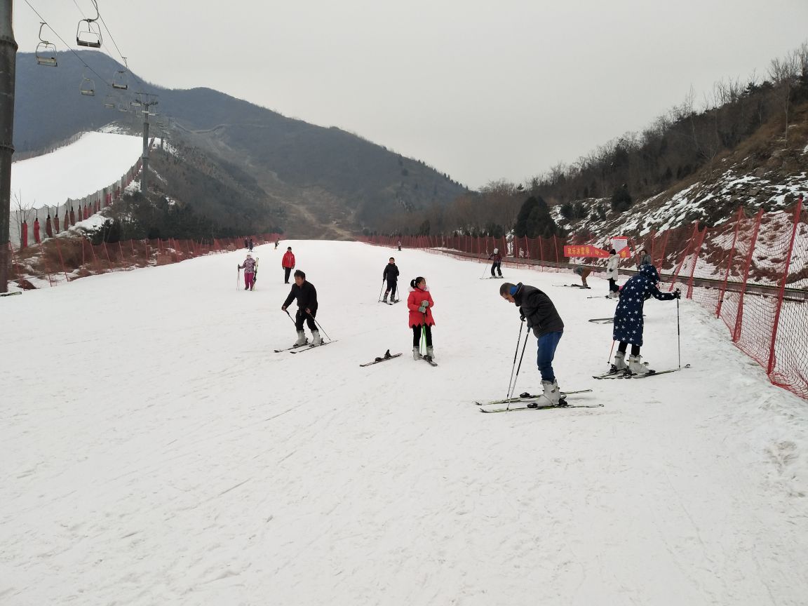 【携程攻略】鹿泉区西部长青四季滑雪场景点,挺好的