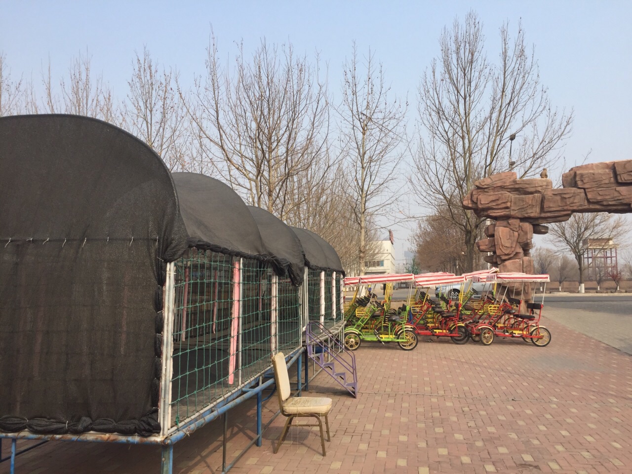 万源龙顺度假庄园