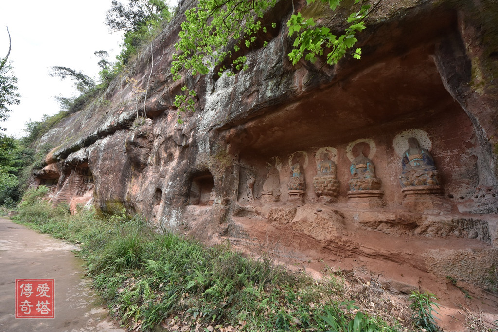 四川青神中岩寺摩崖造像