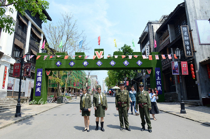 旅游攻略:漫步民国街穿越1942|重庆两江影视城一日游亲历攻略