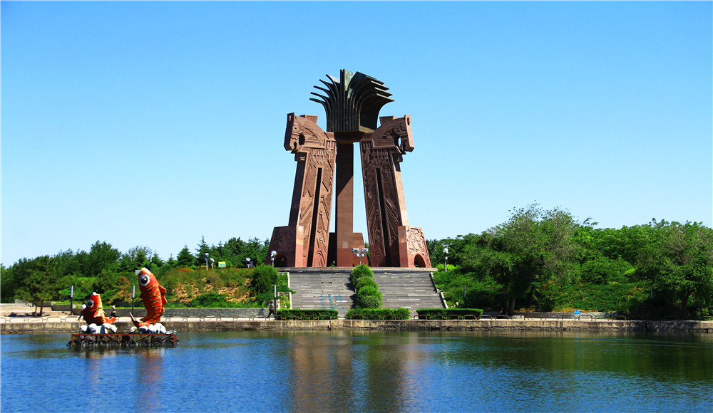 到草原上去流浪,一场永存记忆的旅行;内蒙古通辽市,西拉木伦公园,孝庄