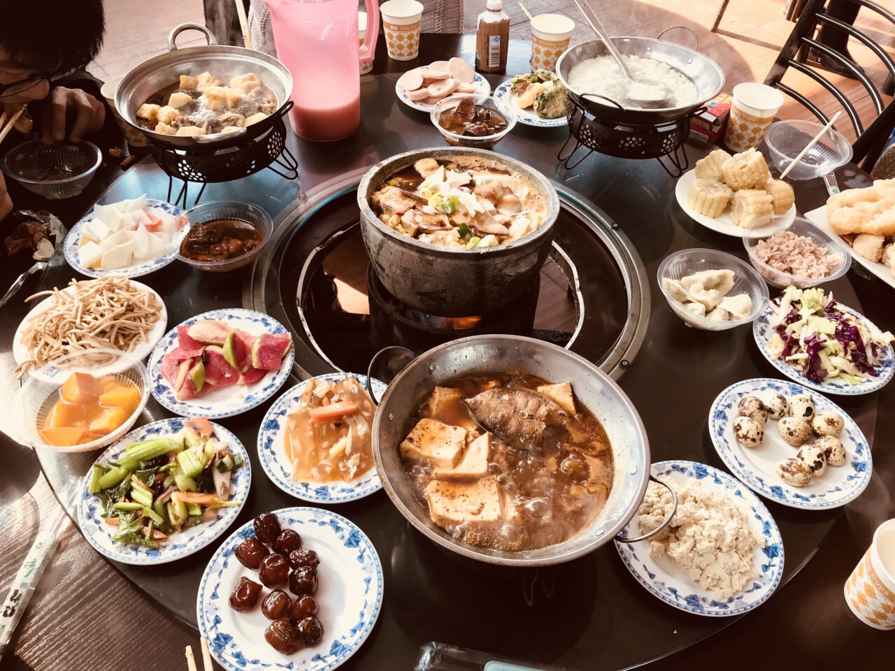 2022柳沟牛肚宴豆腐宴63号院美食餐厅,新鲜磨的豆浆原汁原味且任饮.