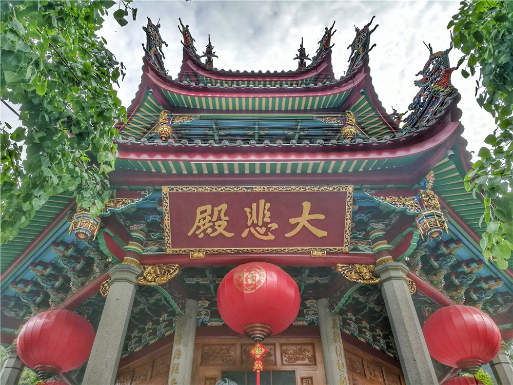 始建于唐朝末年,称为泗洲寺,宋治平年间改名为普照寺,明朝初年,寺院