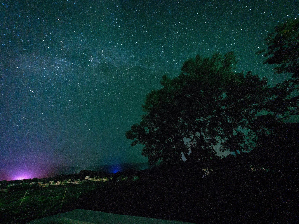 【3天2晚游黄山】烟雨江南看星空/火烧云/水墨画般的宏村/猪栏酒吧