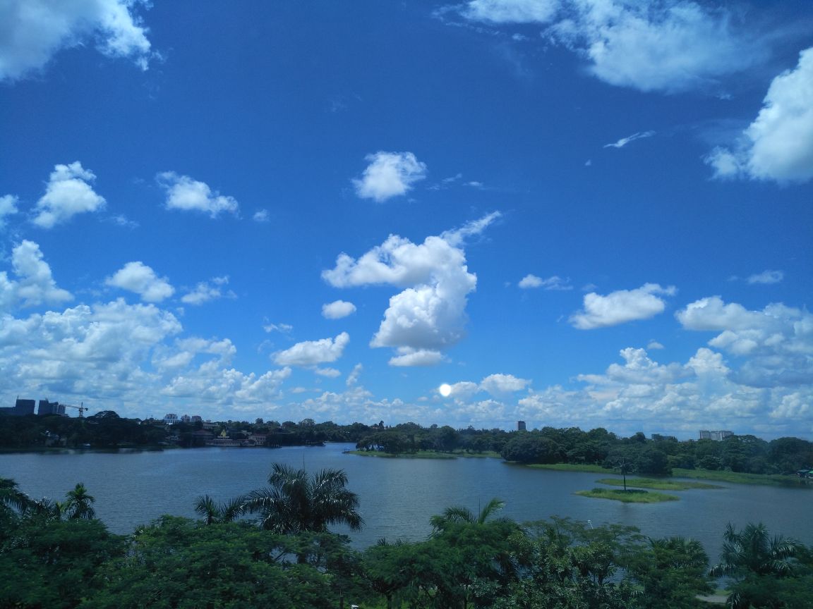 茵雅湖