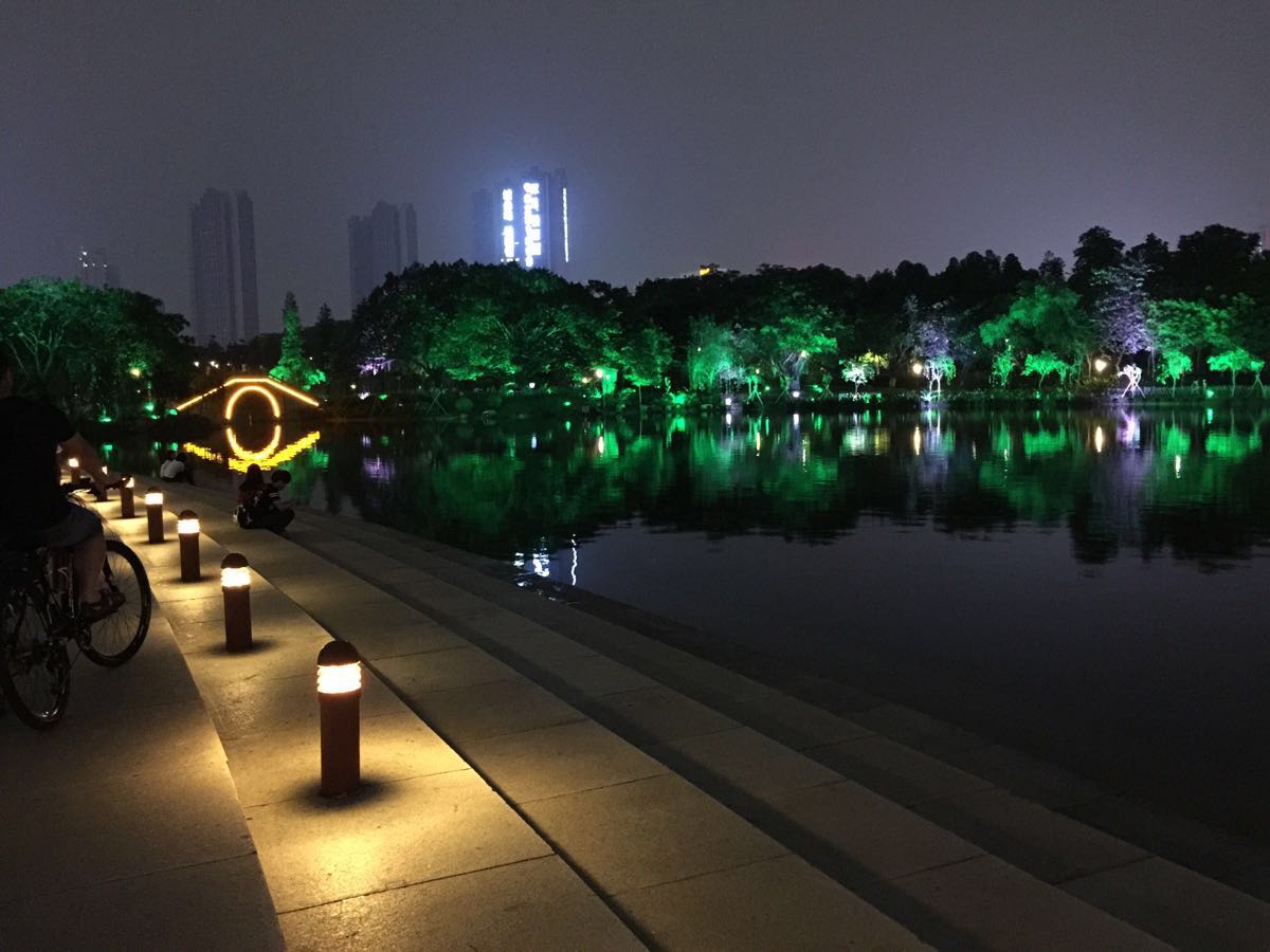 千灯湖公园