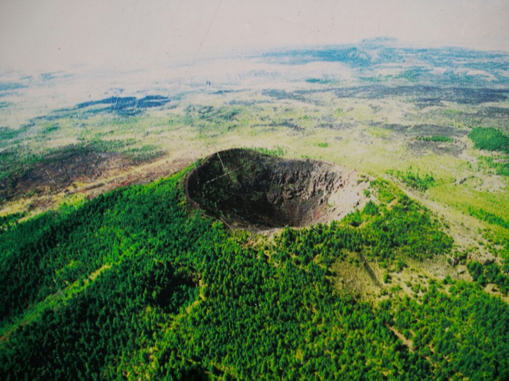 【携程攻略】黑龙江老黑山 景点,老黑山是五大连池的