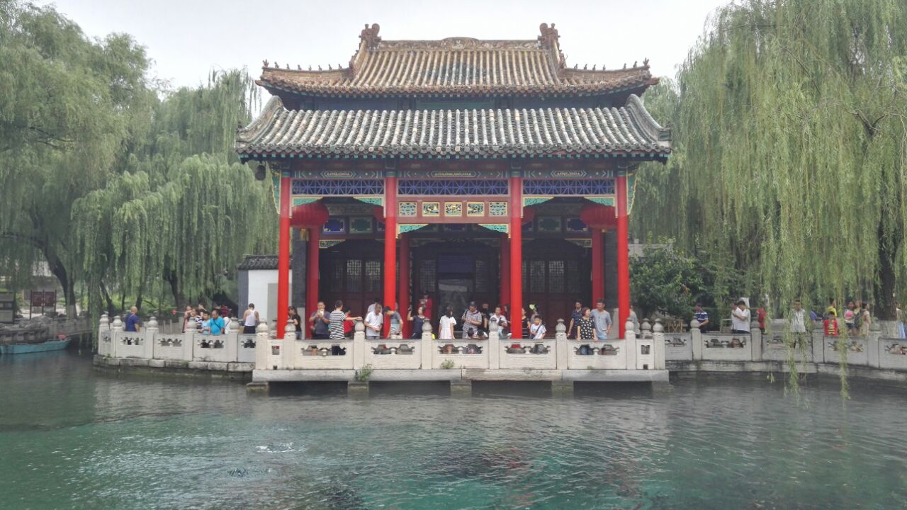 华欣旅游攻略指南? 携程攻略社区! 靠谱的旅游攻略平台,最佳的华欣自助游、自由行、自驾游、跟团旅线路,海量华欣旅游景点图片、游记、交通、美食、购物、住宿、娱乐、行程、指南等旅游攻略信息,了解更多华欣旅游信息就来携程旅游攻略。