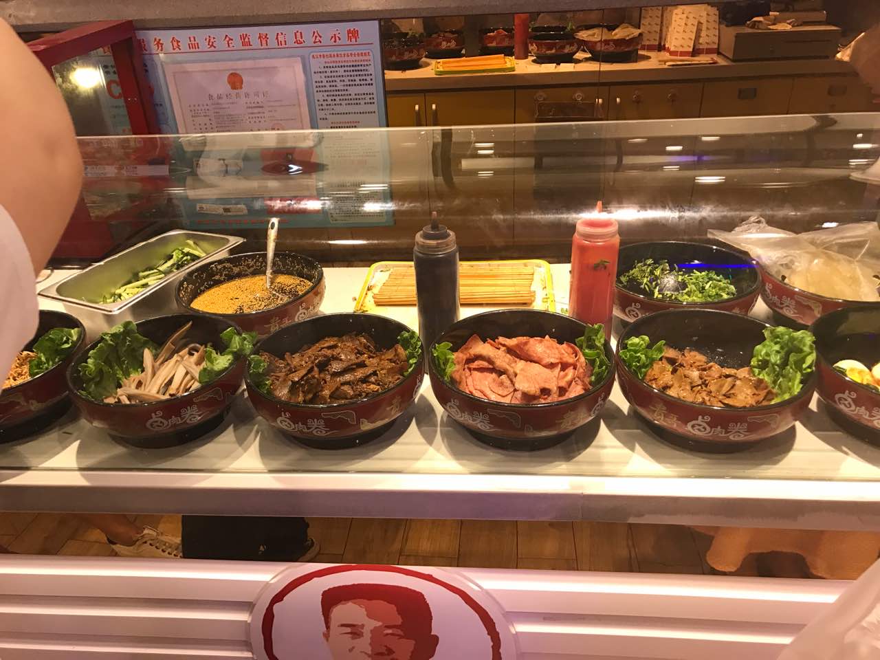 2020贵哥卤肉卷(凯德广场.1818店)美食餐厅,每个星期