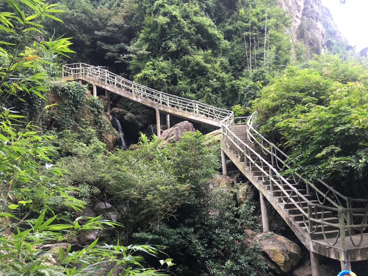 亚婆田白水寨自然生态旅游度假区