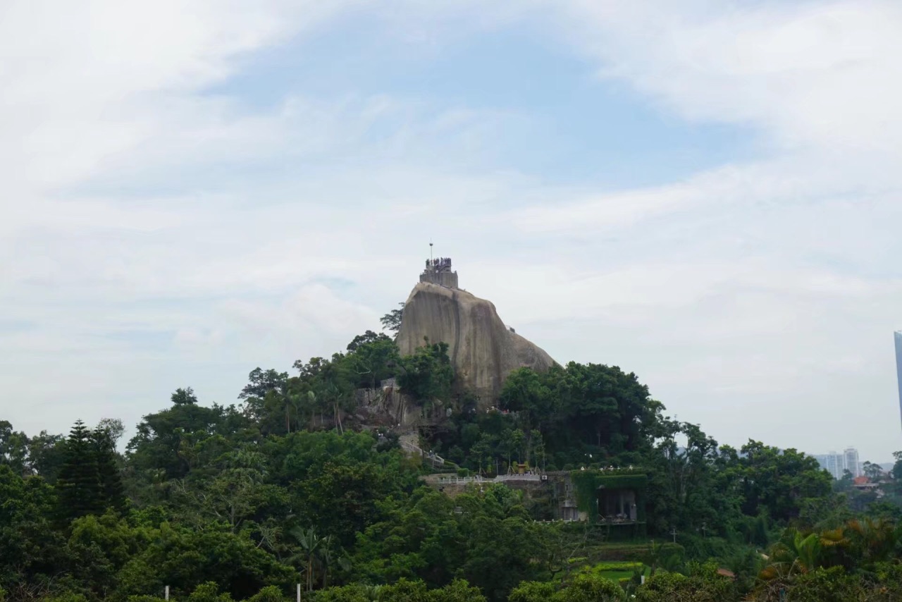日光岩