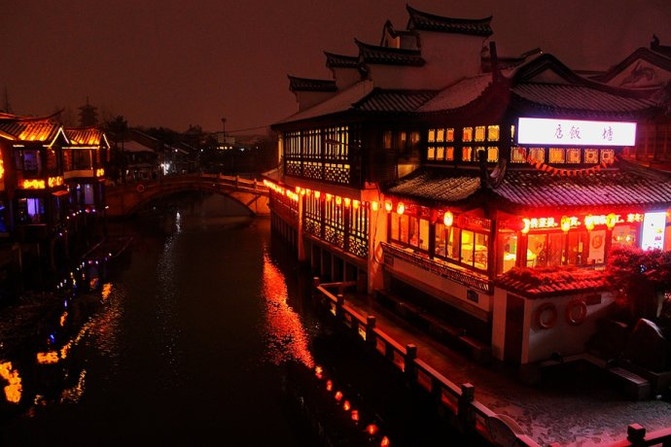 雪夜中的七宝老街,美不胜收!
