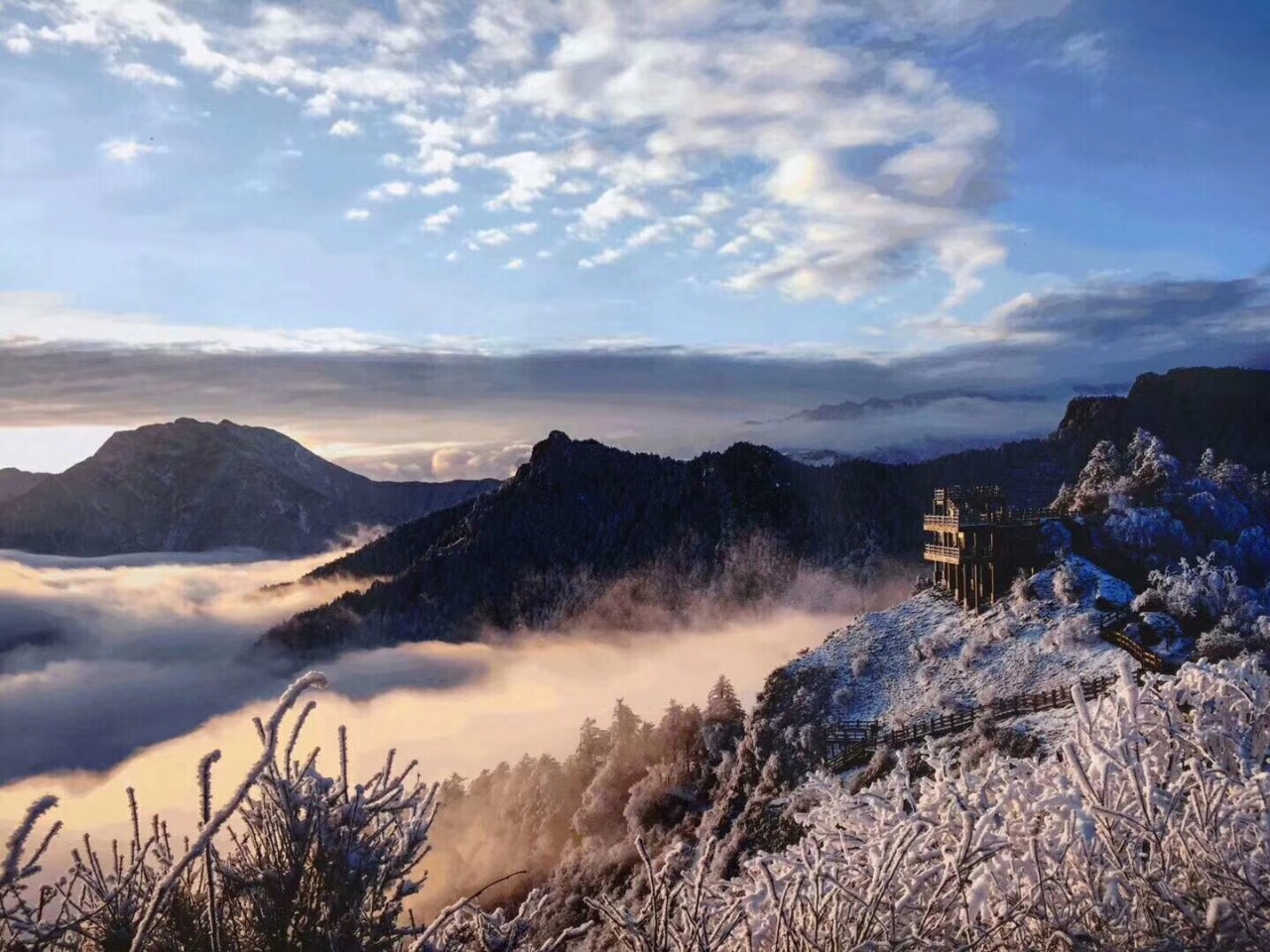 西岭雪山