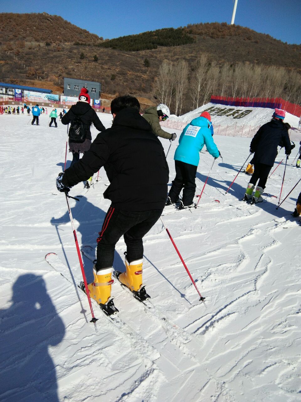 奥悦碾子山国际滑雪场