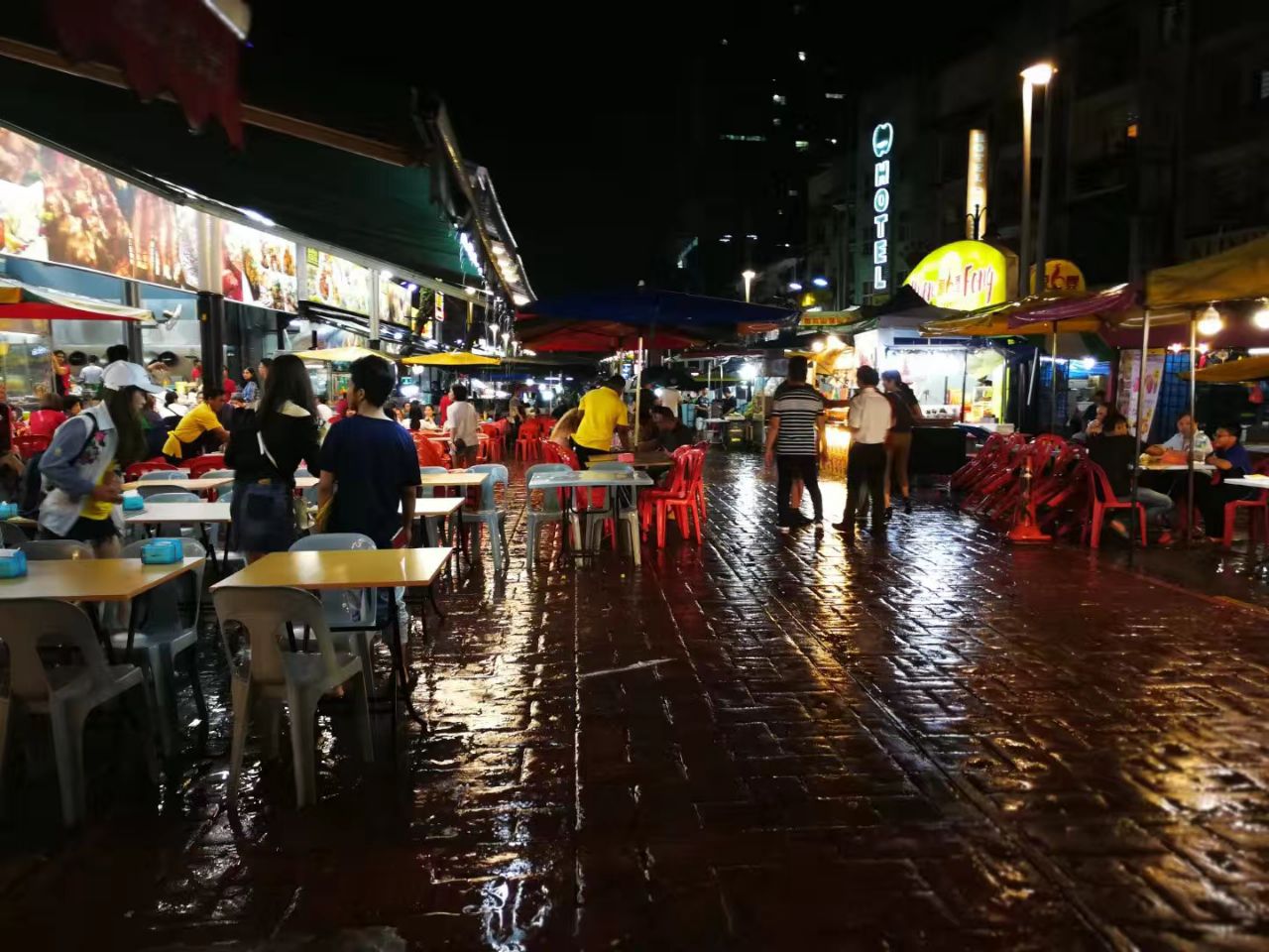 阿罗街jalan alor