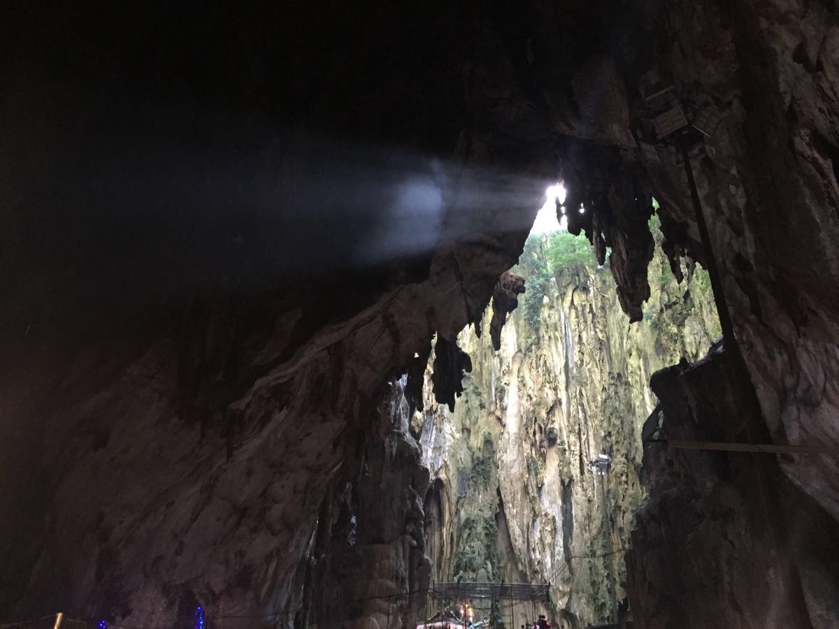 黑风洞