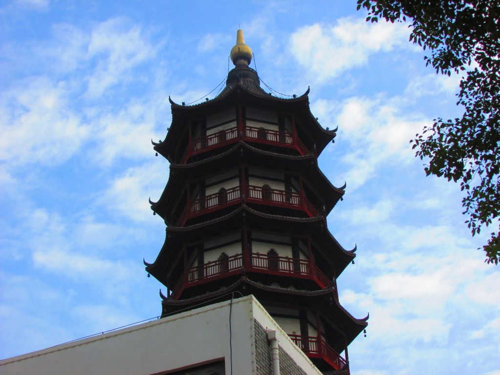 绳金塔