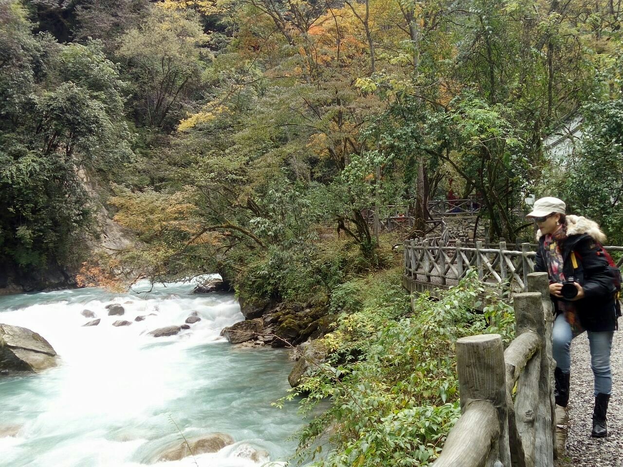 二郎山喇叭河风景区