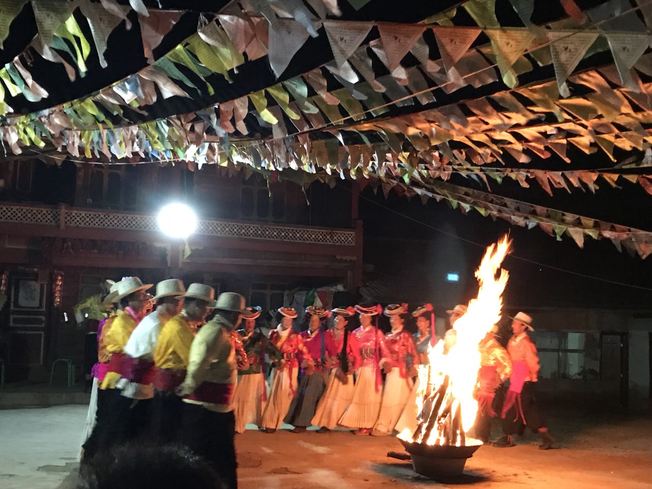 大落水锅庄篝火晚会