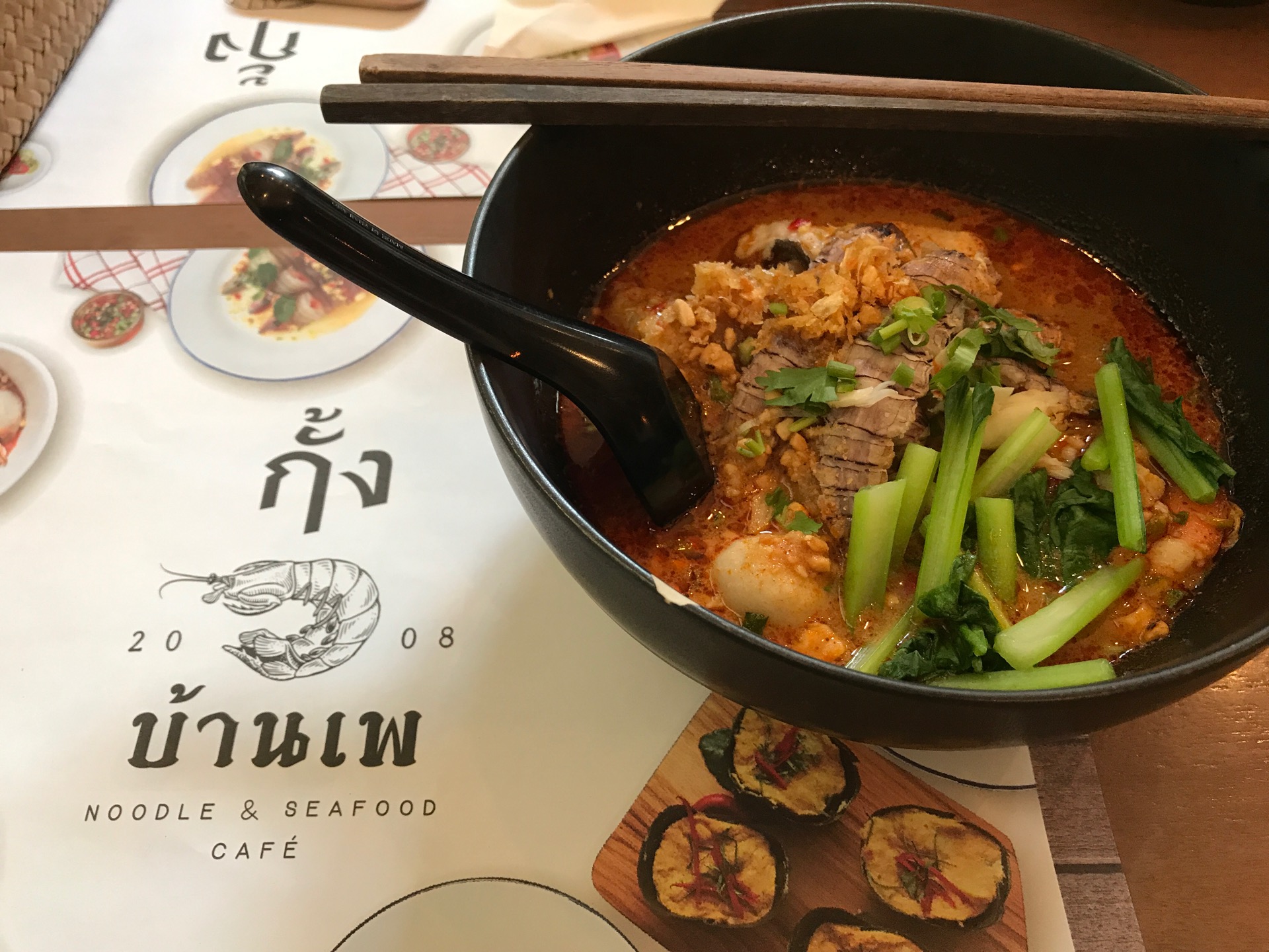 kang ban phe noodle and seafood café