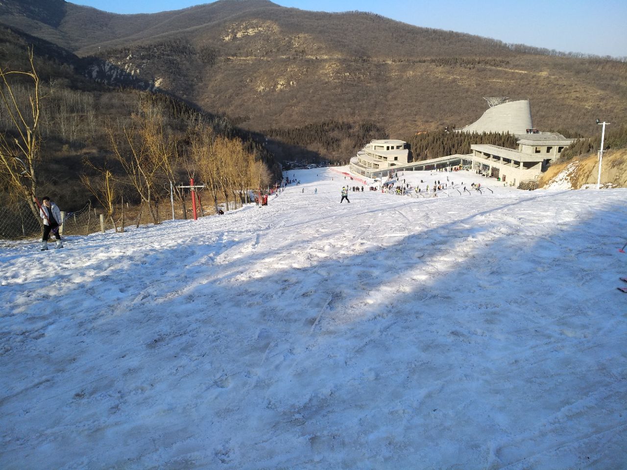 嵩山滑雪滑草场