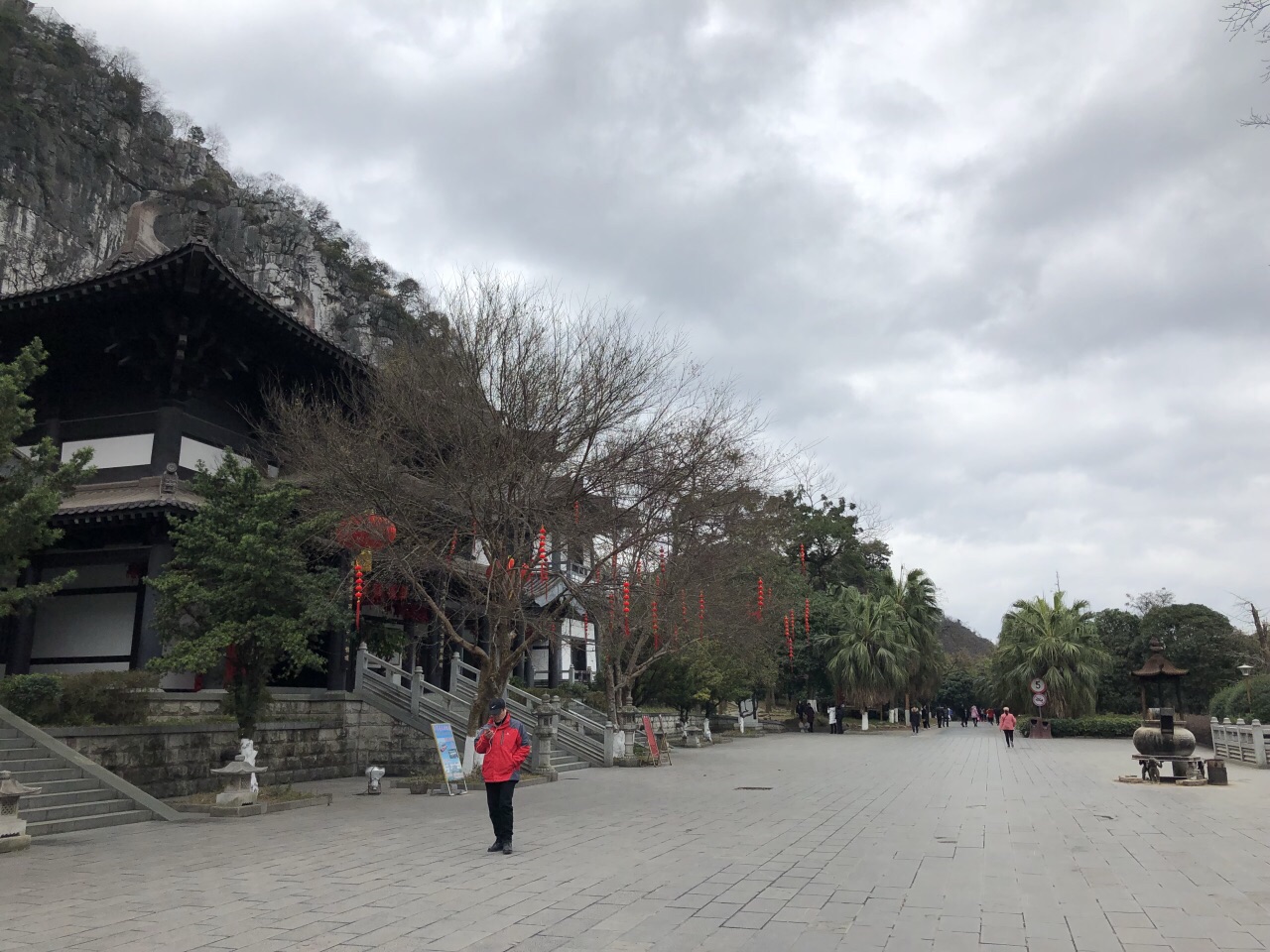 桂林栖霞寺