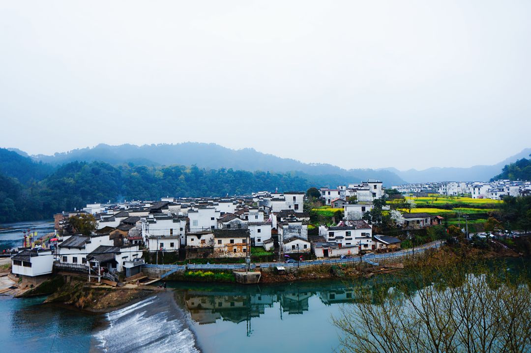 思溪延村和汪口观景也不错,最差的景区是江湾,都不知道怎么评上5a的