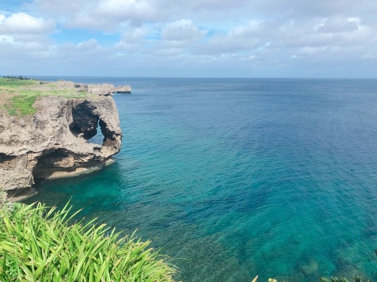 日本冲绳万座毛 古宇利岛 冲绳美丽海水族馆 海洋博公园 北谷町美国村