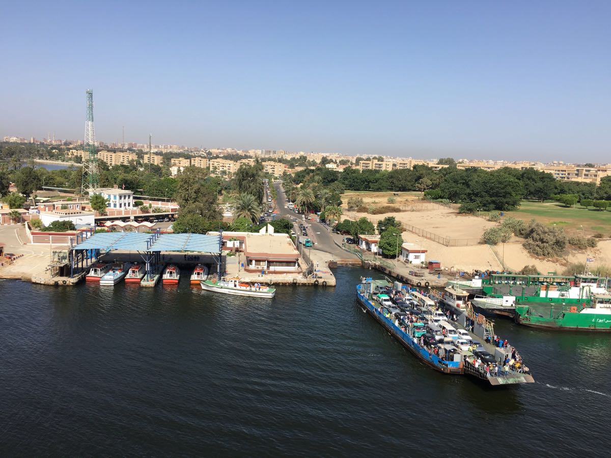 历史上的今天9月19日_1956年埃及收回对苏伊士运河主权。