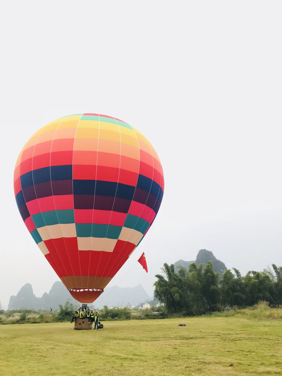 阳朔燕莎热气球滑翔伞飞行好玩吗,阳朔燕莎热气球滑翔