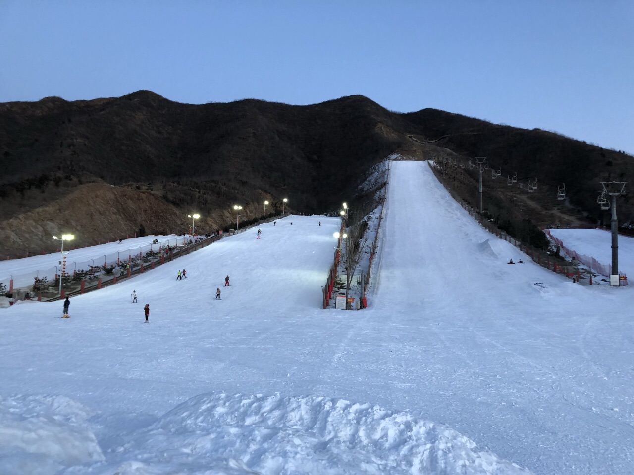 西部长青四季滑雪场