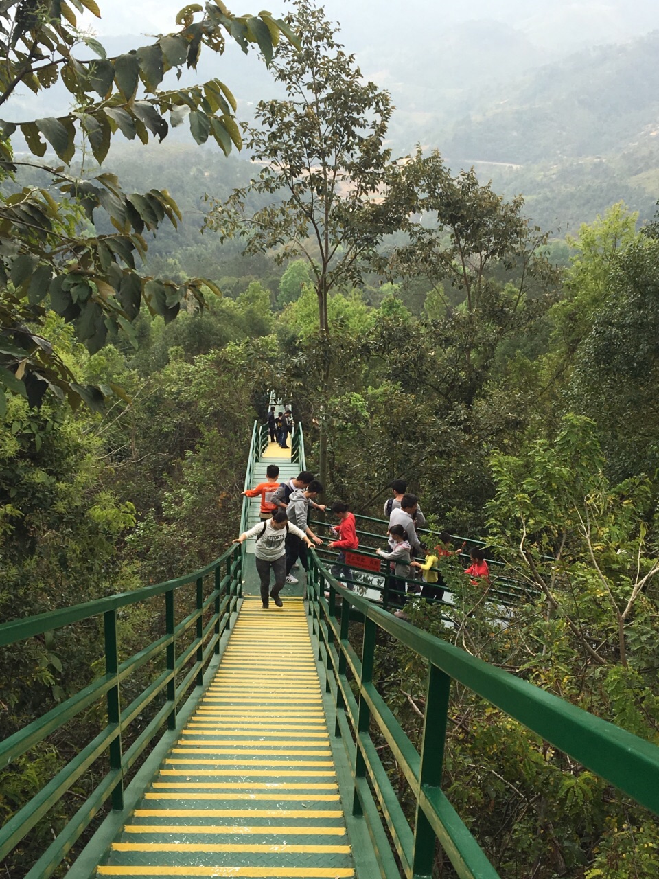 【携程攻略】信宜石根山景点,很好玩,环境不错,滑道很
