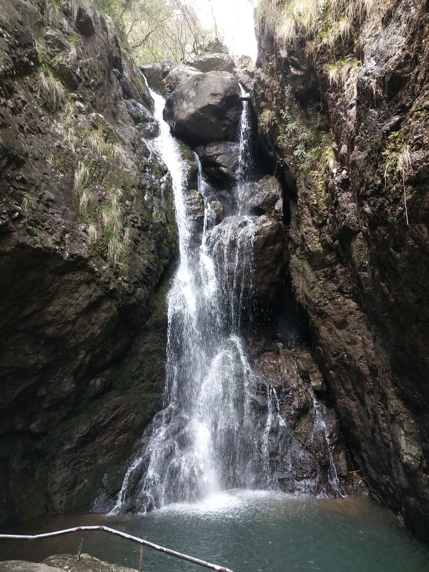 【携程攻略】宁海梁皇山景区景点, 风景挺好的,瀑布超