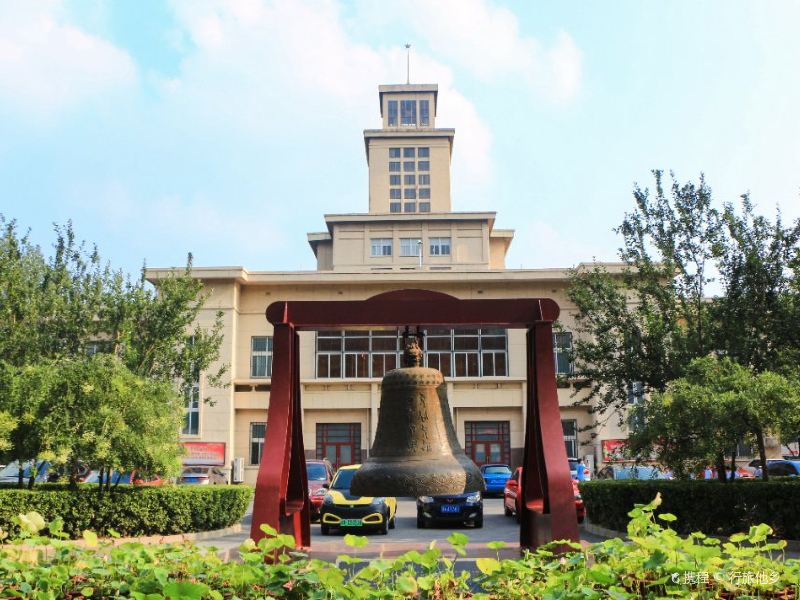 天津南开大学校钟景观(卫津路)攻略-南开大学校钟景观