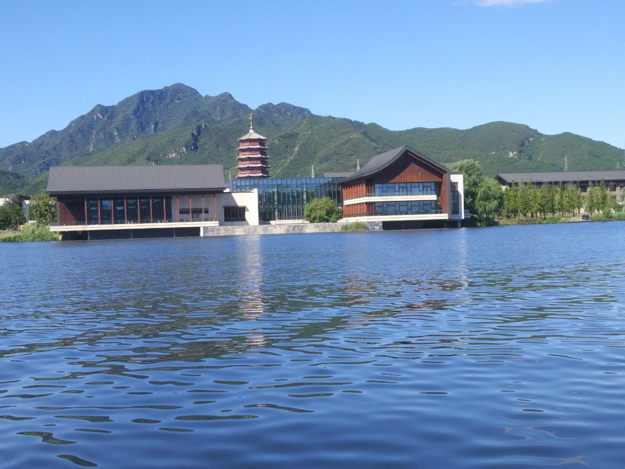 怀柔区雁栖湖好玩吗,怀柔区雁栖湖景点怎么样_点评