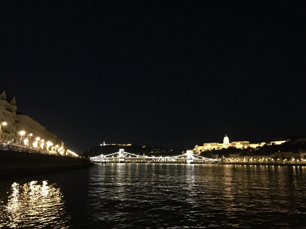 【携程攻略】维也纳多瑙河景点,多瑙河夜景是无法用语言形容的美,尤其