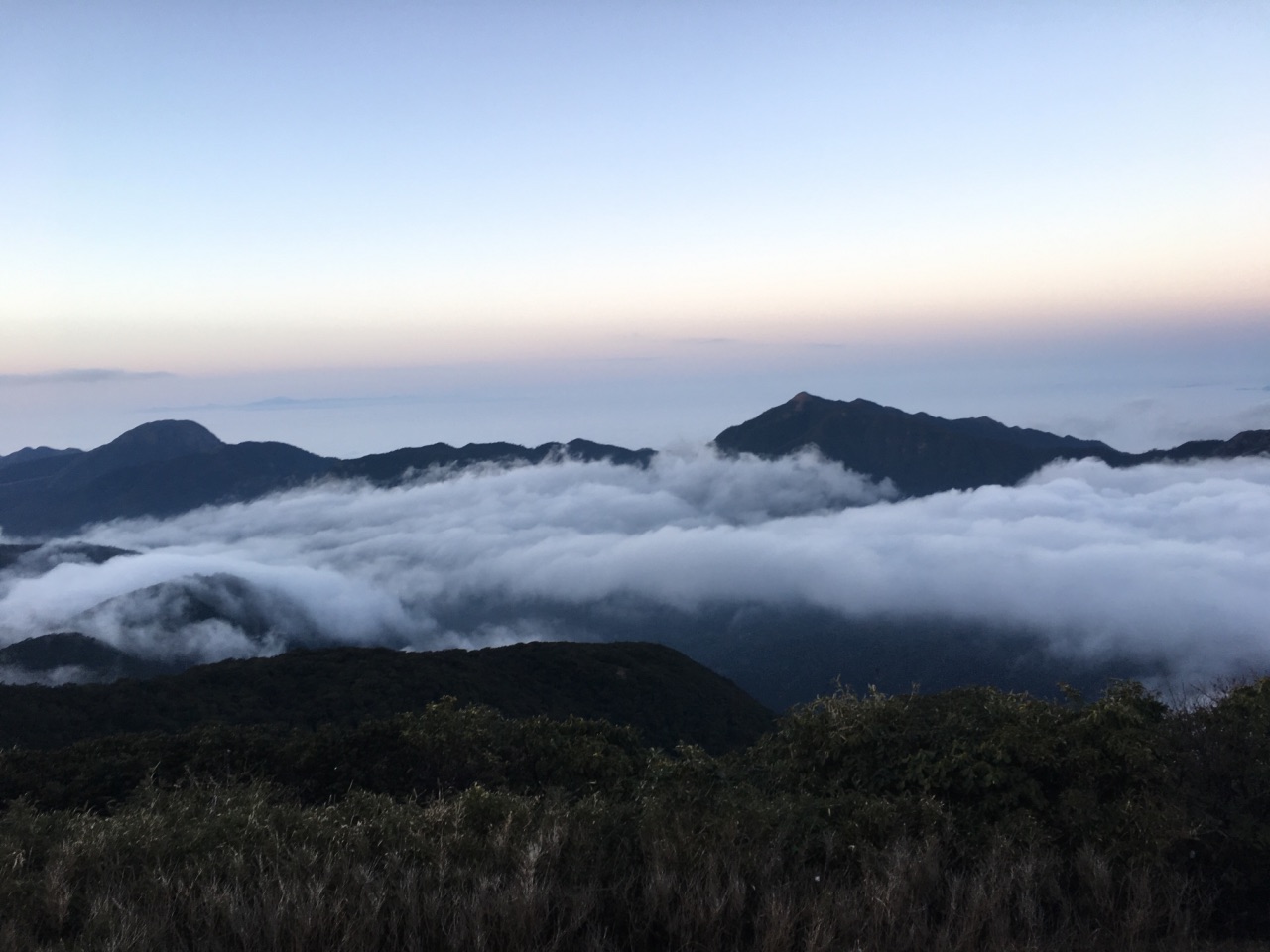 【携程攻略】阳山广东第一峰景点,山顶的云海奇观让人
