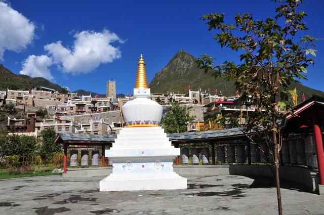 马尔康卓克基土司官寨文化旅游景区好玩吗,马尔康卓克