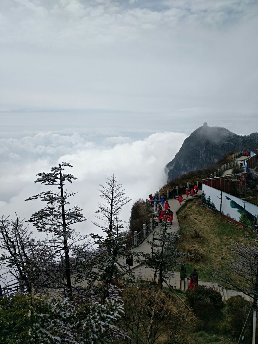 峨眉山峨眉山好玩吗,峨眉山峨眉山景点怎么样_点评