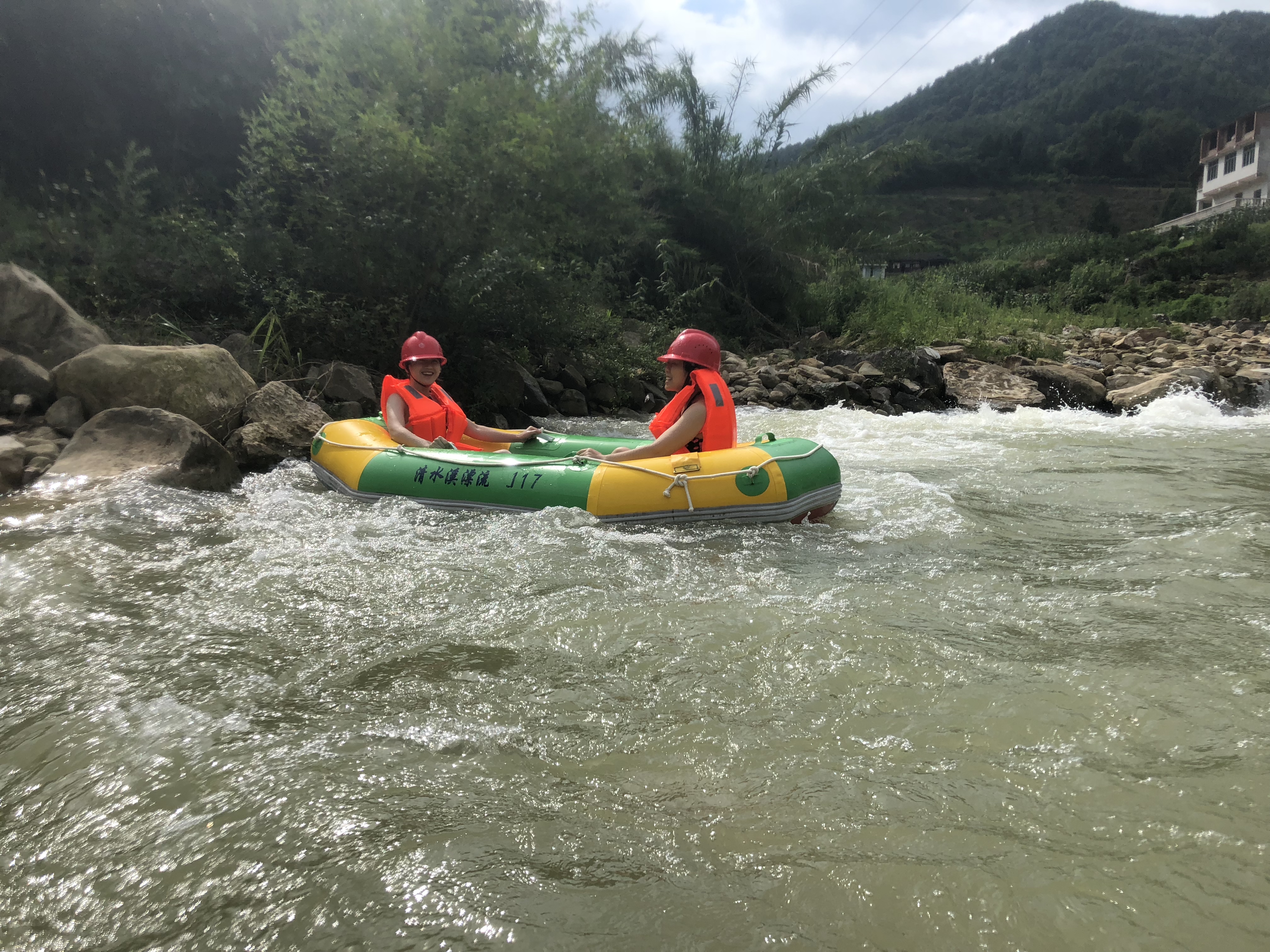 邻水清水溪漂流好玩吗,邻水清水溪漂流景点怎么样