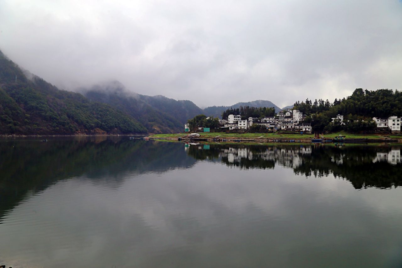 新安江山水画廊