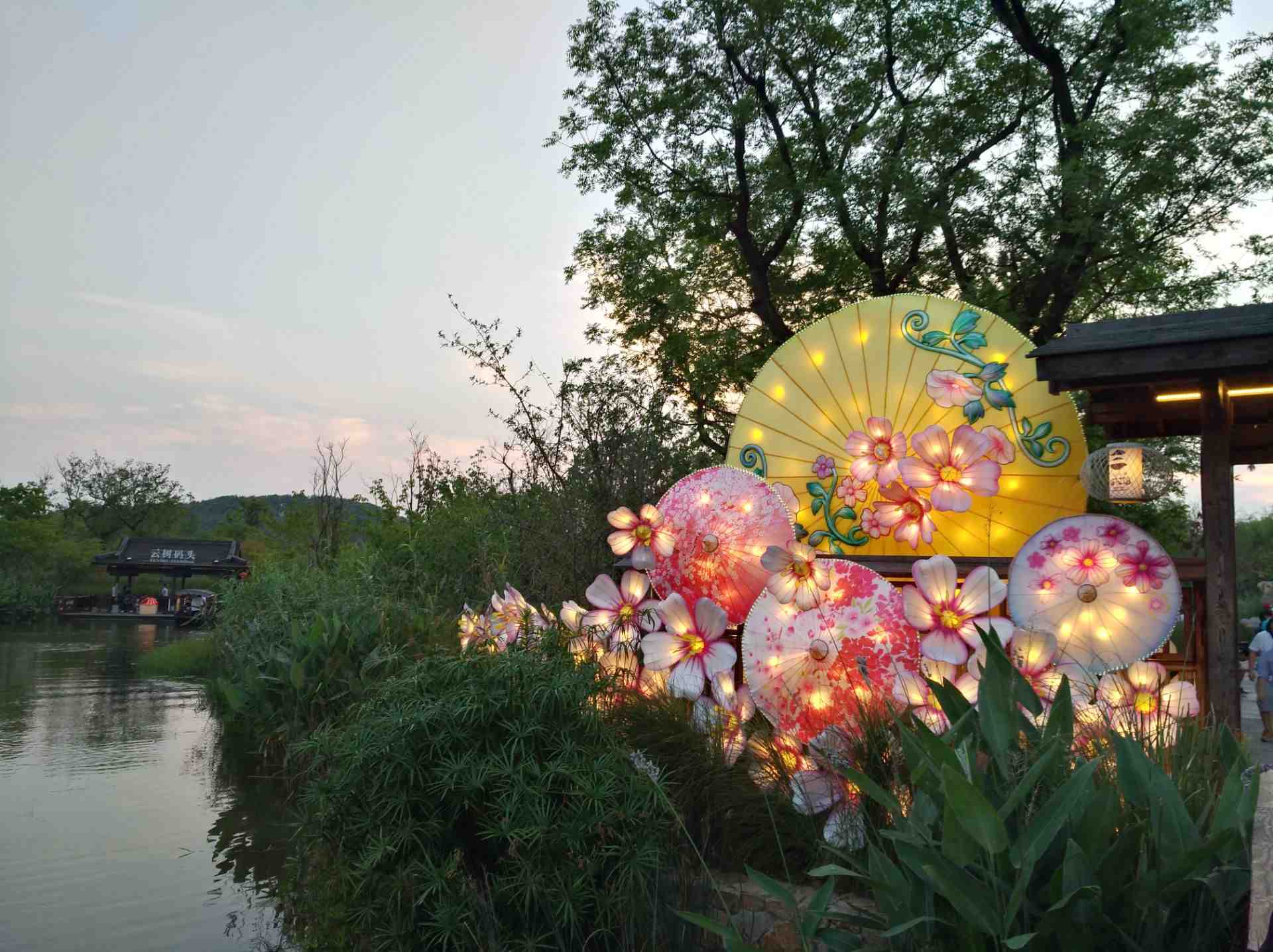 灵山景区拈花湾好玩吗,灵山景区拈花湾景点怎么样