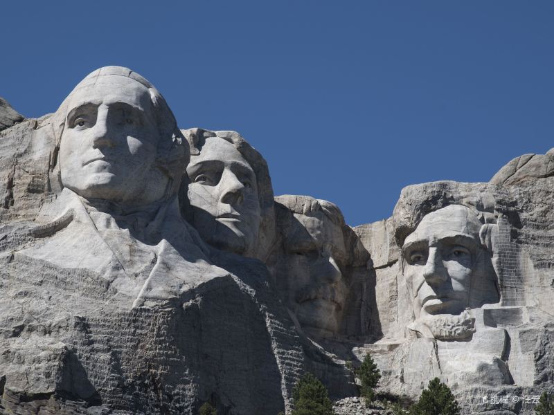 mount rushmore national memorial "有四座巨型美国前总统头像 " 4