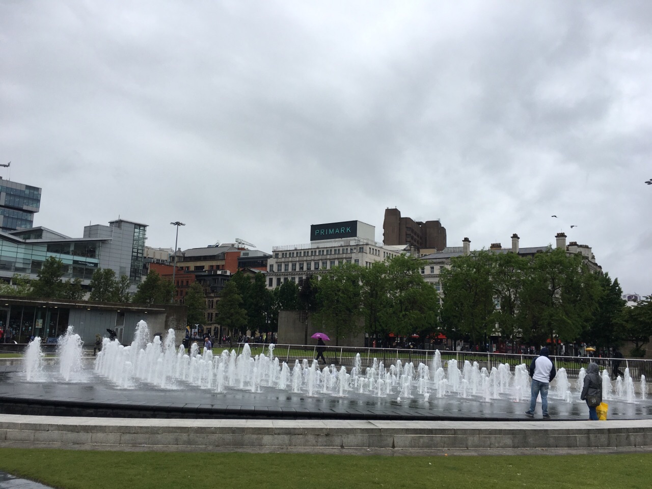 皮卡迪利公园piccadilly gardens