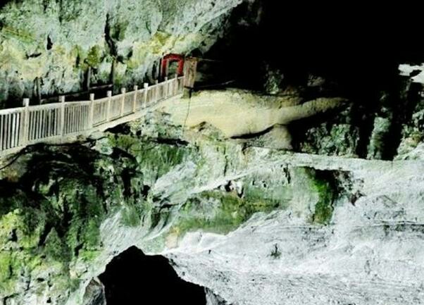 唐崖土司江山黄金洞