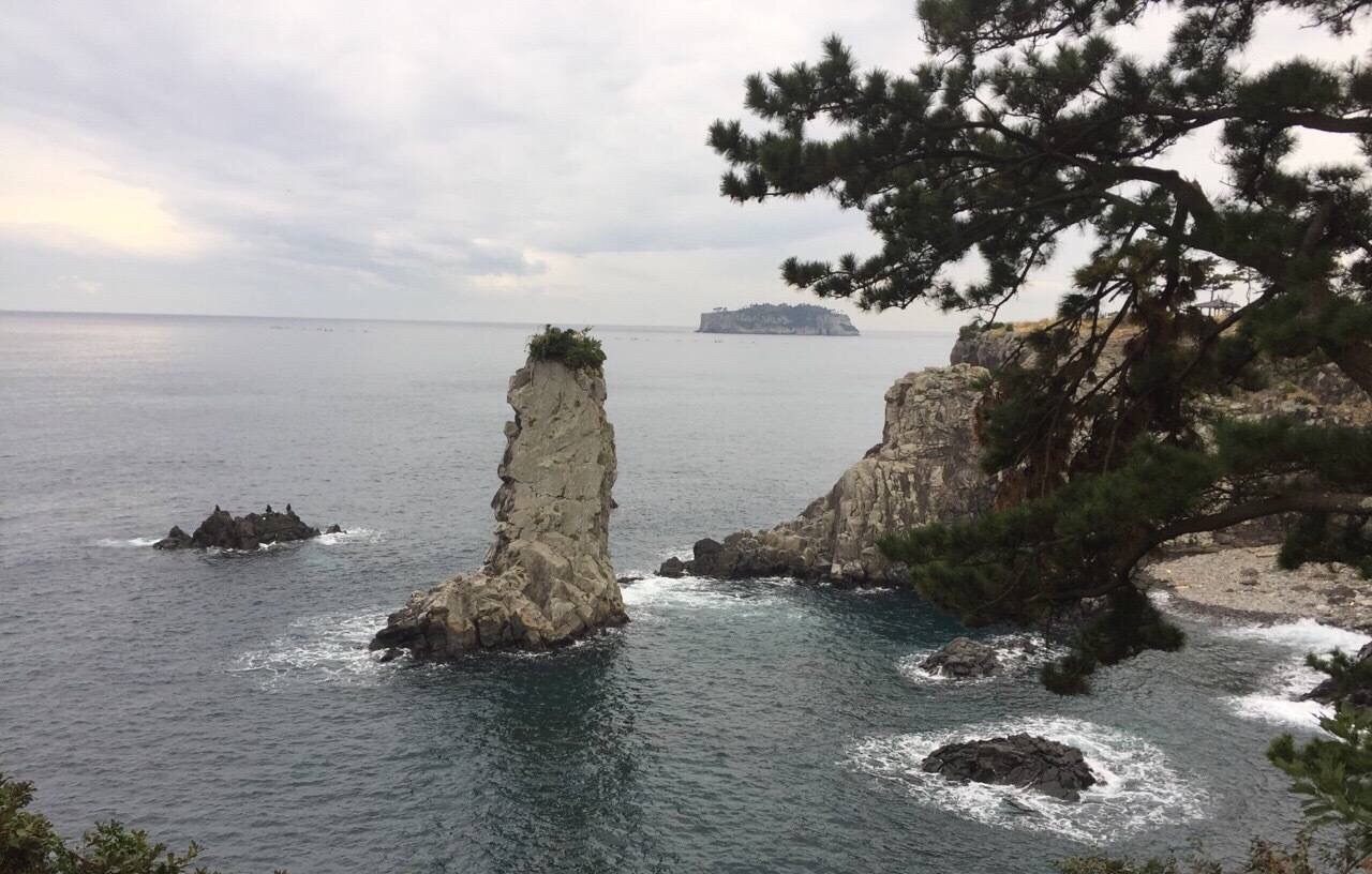 【携程攻略】济州岛独立岩好玩吗,济州岛独立岩景点怎么样_点评_评价