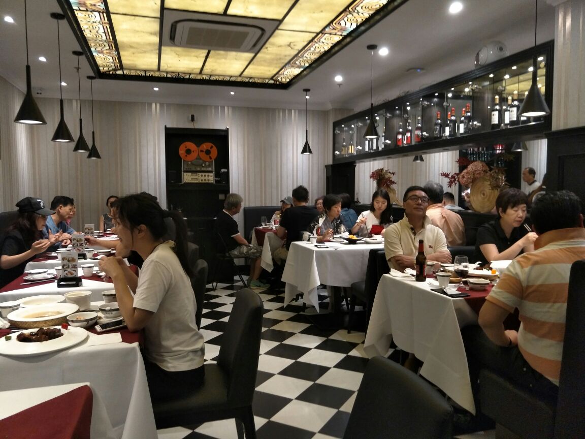 2019懂经爷叔美食餐厅,地道的沪味菜,口感纯正,食.