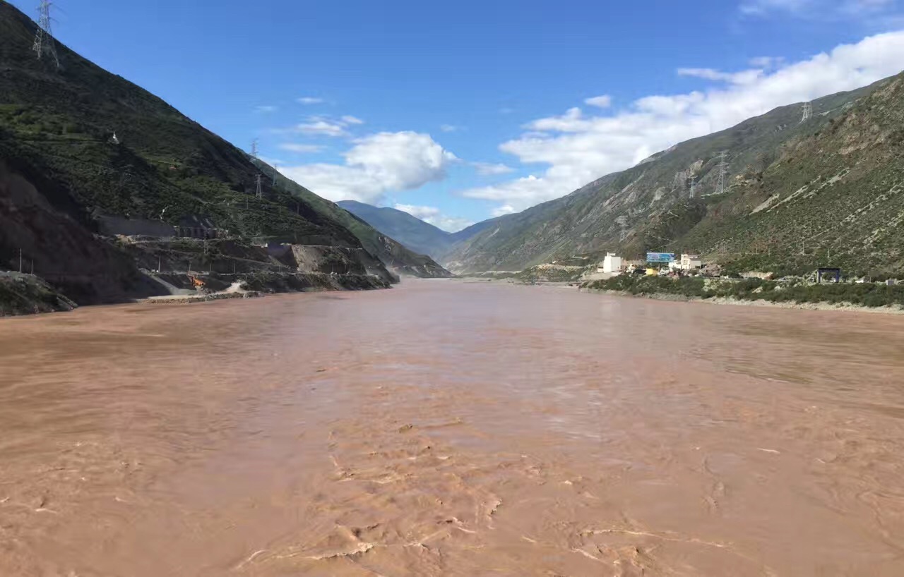 金沙江大拐弯