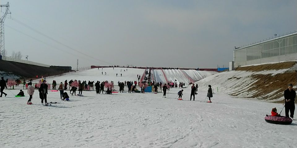 【携程攻略】保定刘伶田园小镇滑雪场景点,总体不错